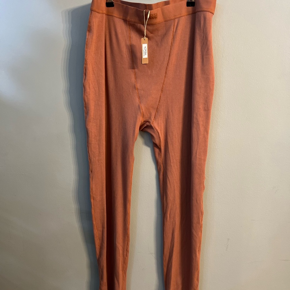 SKIMS Rose Clay Ribbed Pants